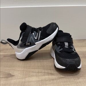 New Balance Toddler Black and Gray Sneakers